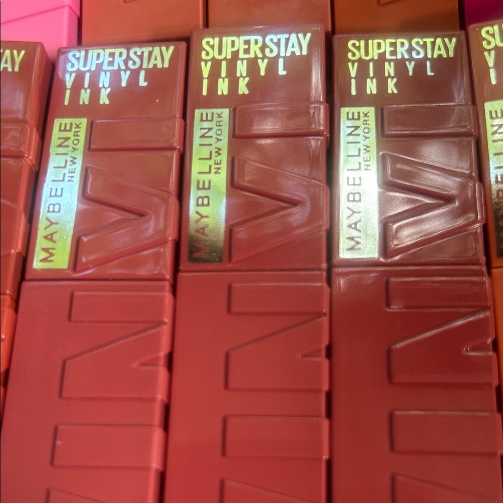 Maybelline SuperStay Vinyl Ink Liquid Lipstick  lot of 17. New. - Picture 2 of 4